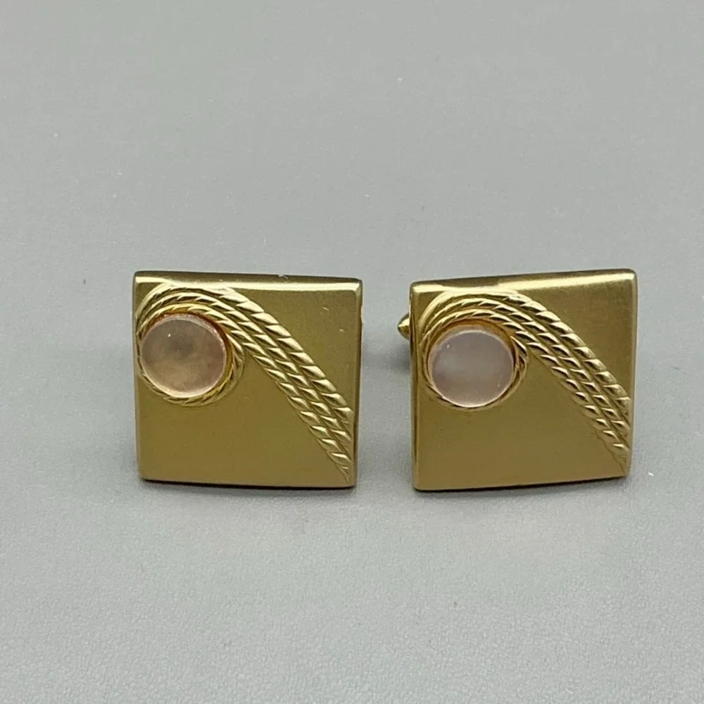 SWANK Vintage Gold Tone Square Mother of Pearl Mens Cufflinks MCM